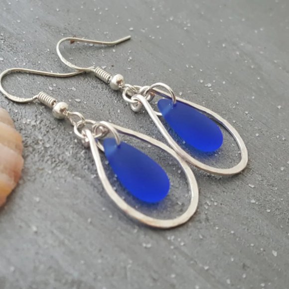 Hammered Wire Loop Cobalt Blue Sea Glass Earrings Women Jewelry Gift - Picture 5 of 5